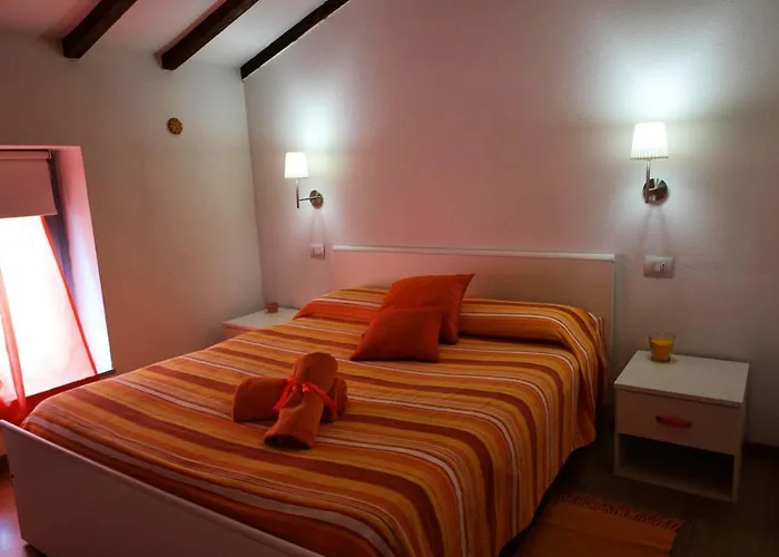 I Colori Di Mag فندق مبيت وإفطار